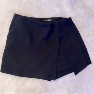 Express mini skort